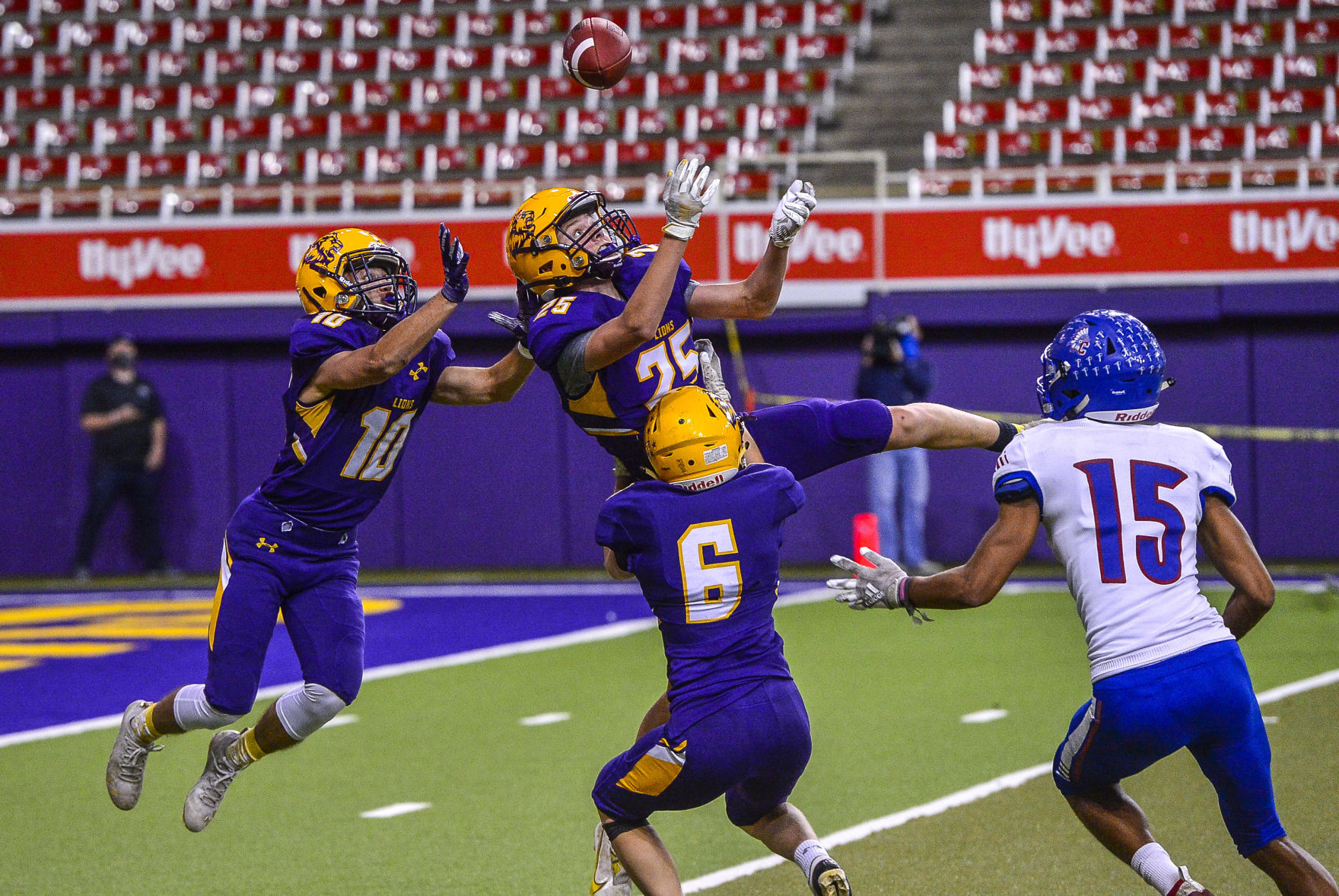 State Football 2A Central Lyon/George-Little Rock vs. Camanche 16